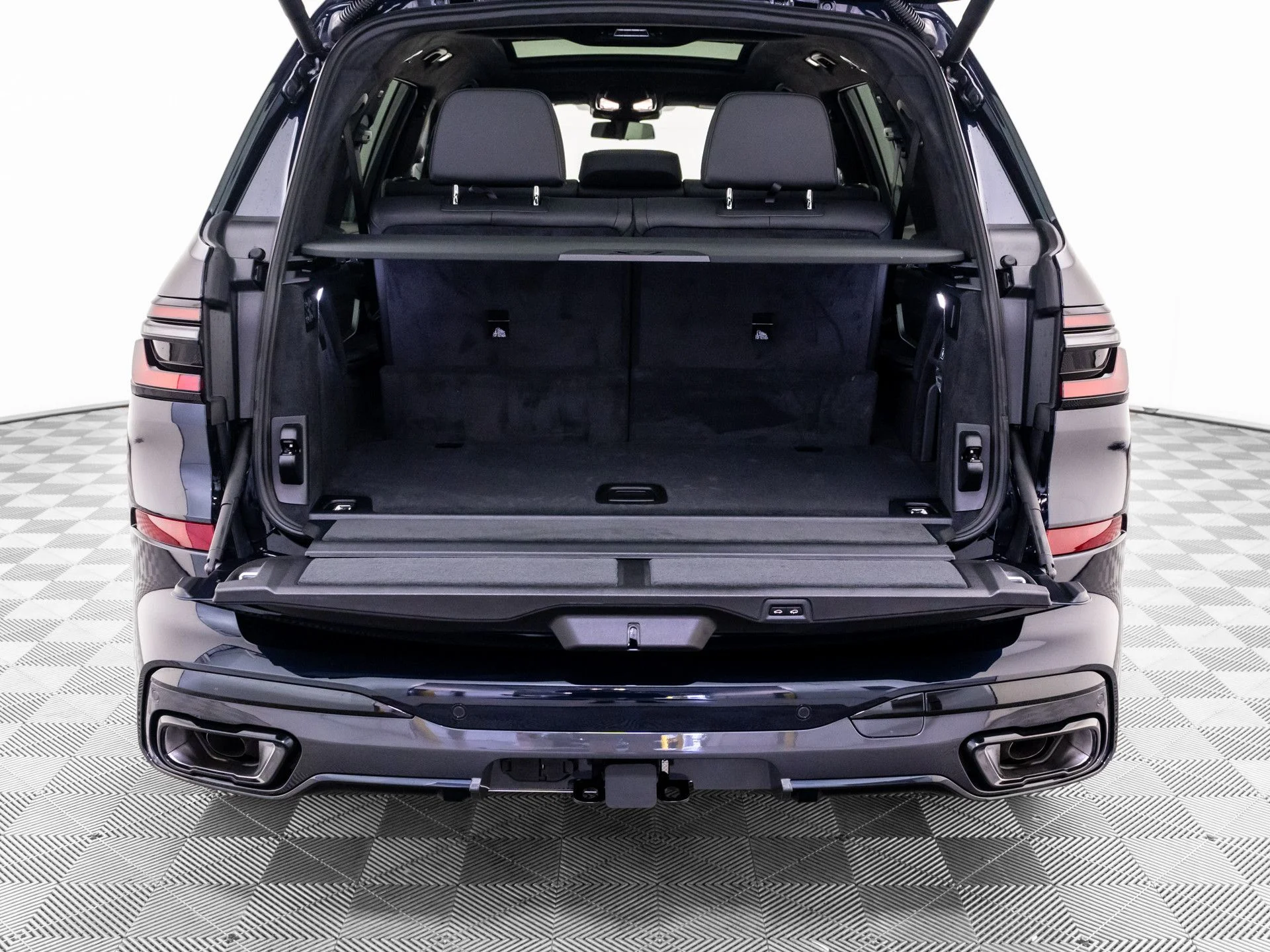 New 2027 Black BMW xDrive40i image 37