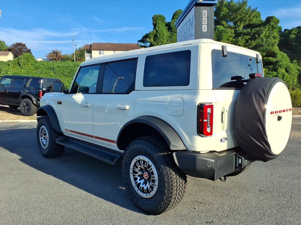 New 2026 Wimbledon White Ford Outer Banks® image 5