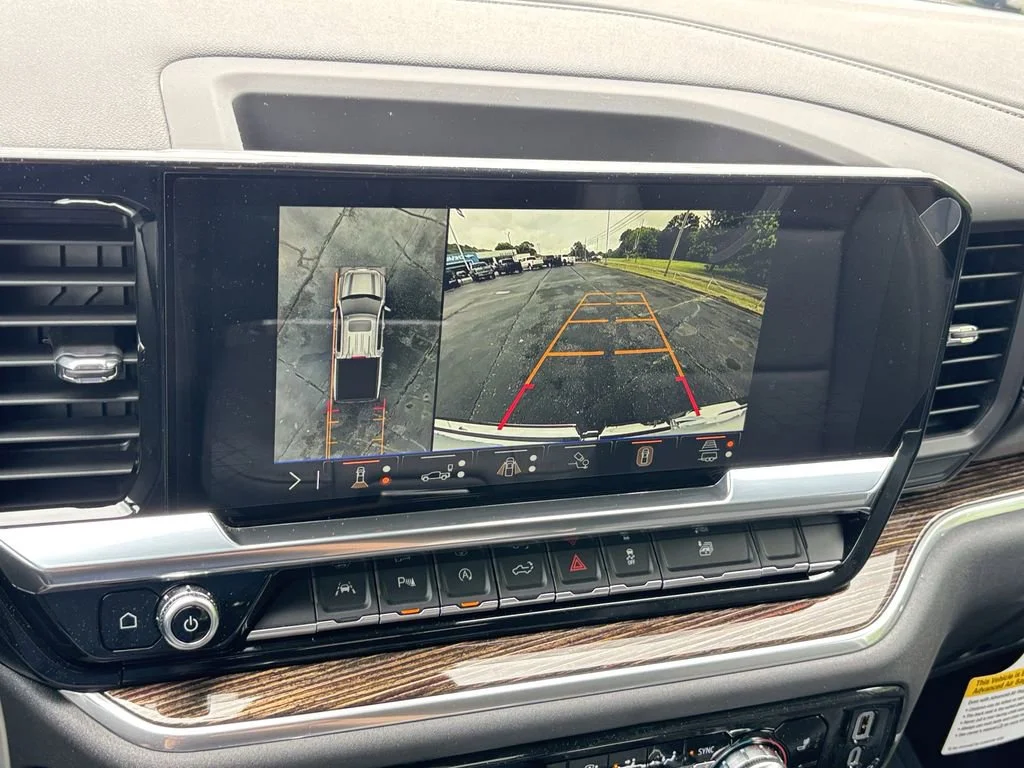 New 2026 Summit White GMC Elevation image 20