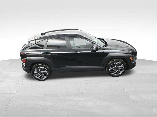 New 2026 Black Hyundai SEL Premium FWD image 29
