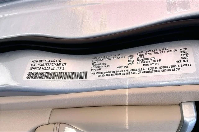 New 2026 Silver Jeep Limited image 15