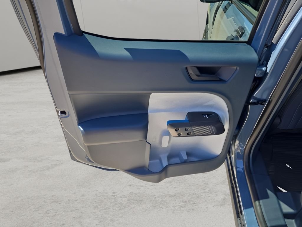 New 2026 Azure Gray Metallic Tri-Coat Ford XLT image 30
