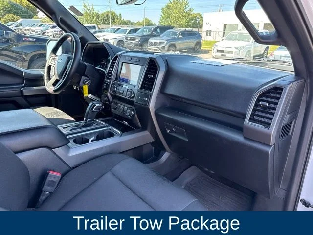 Used 2020 White Ford XLT image 17