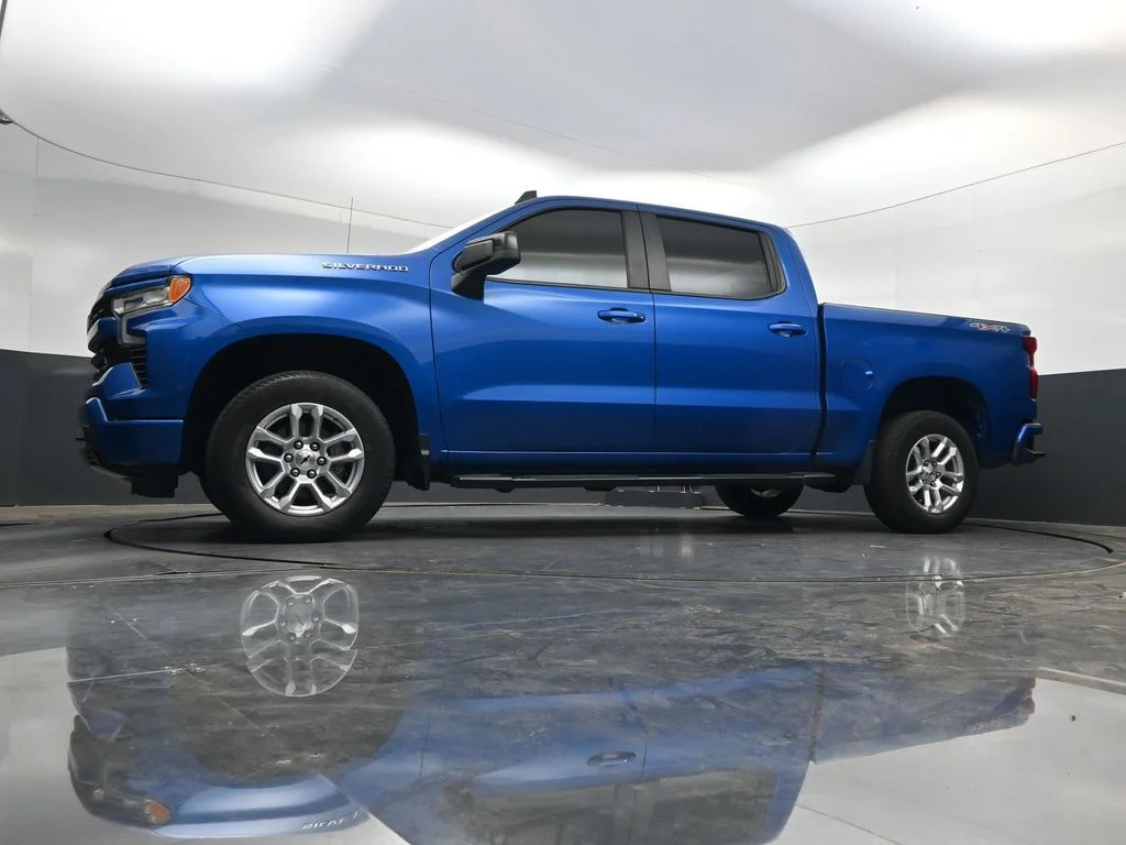 Used 2022 Blue Chevrolet RST image 40