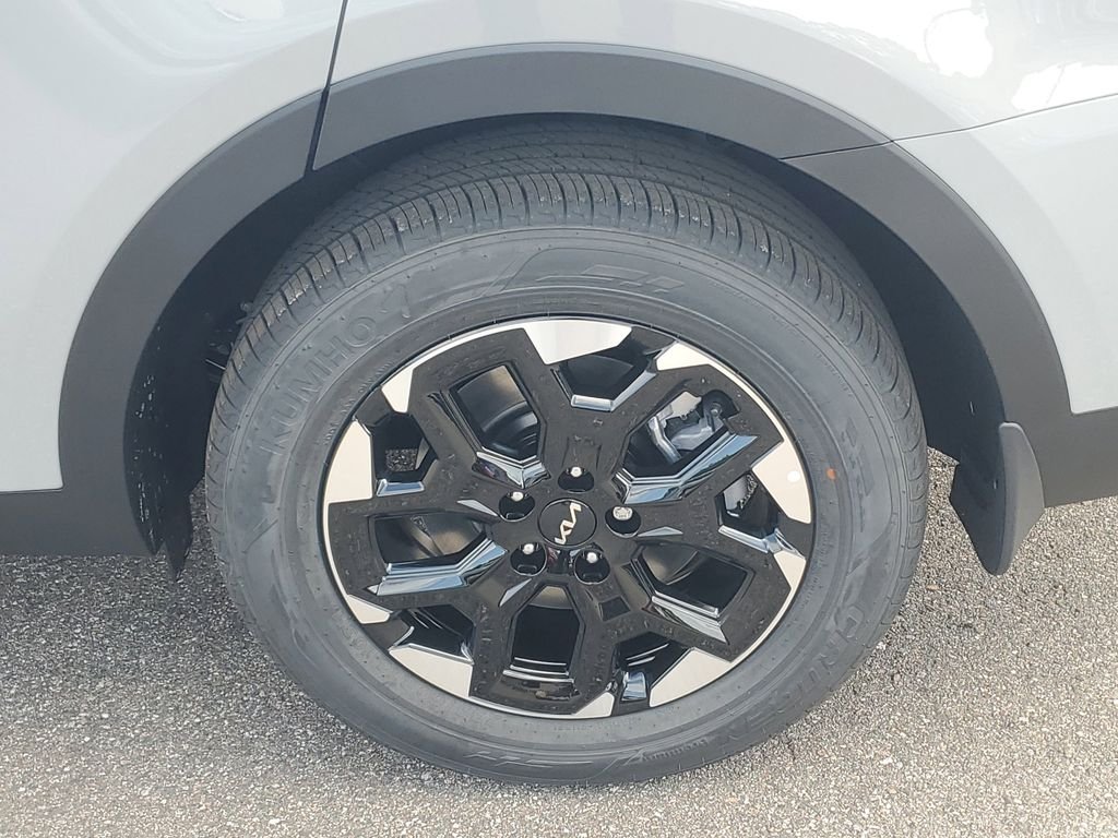 New 2026 Gray Kia S image 5