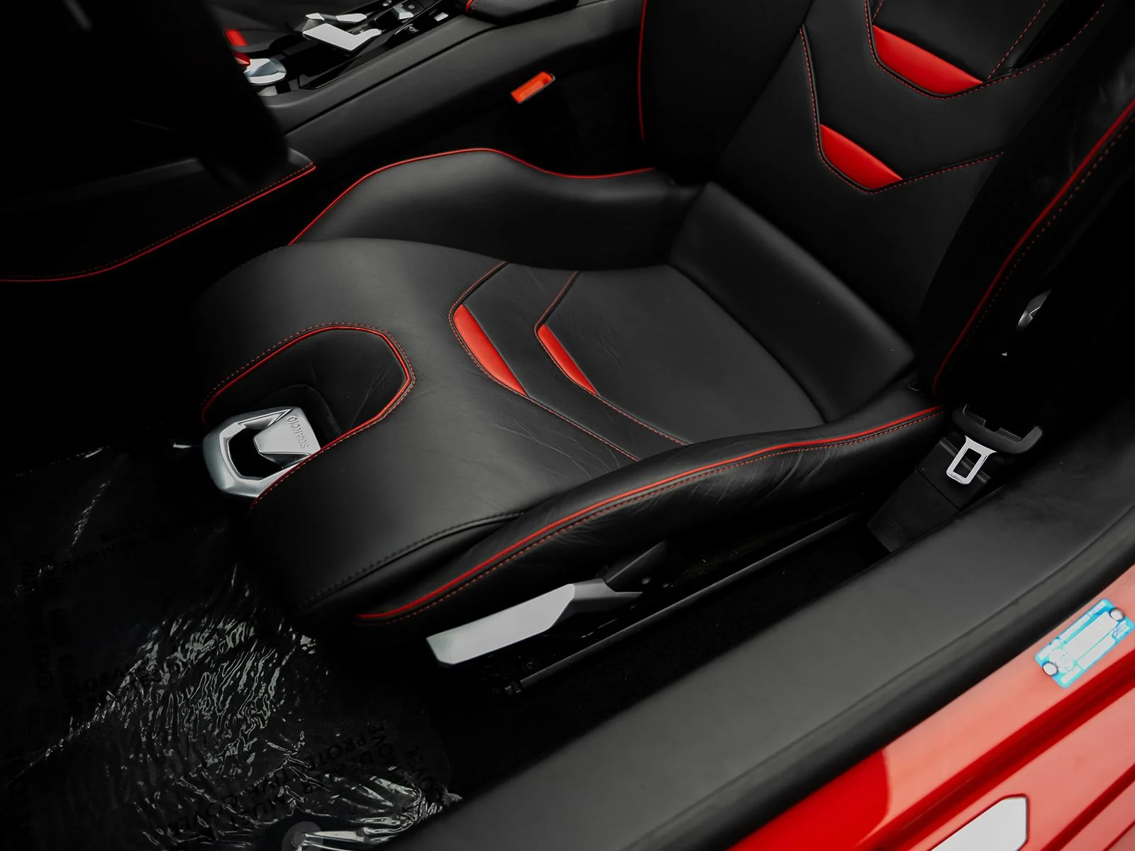 Used 2020 Red Lamborghini Base image 34