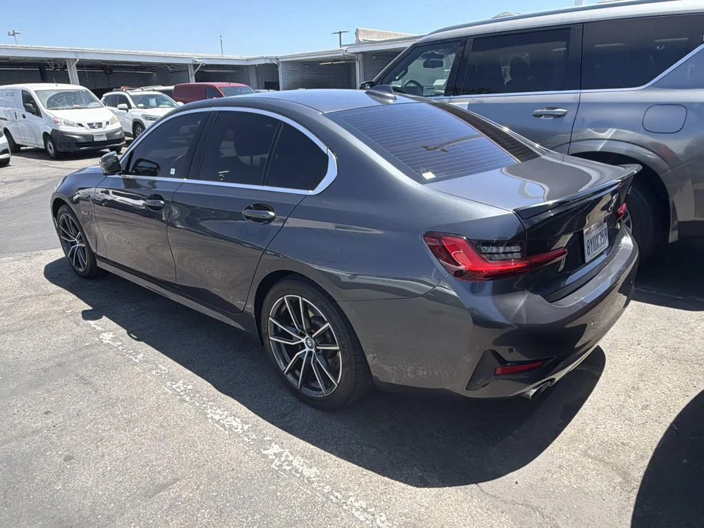 Used 2022 MINERAL GREY METALLIC BMW 330e image 4