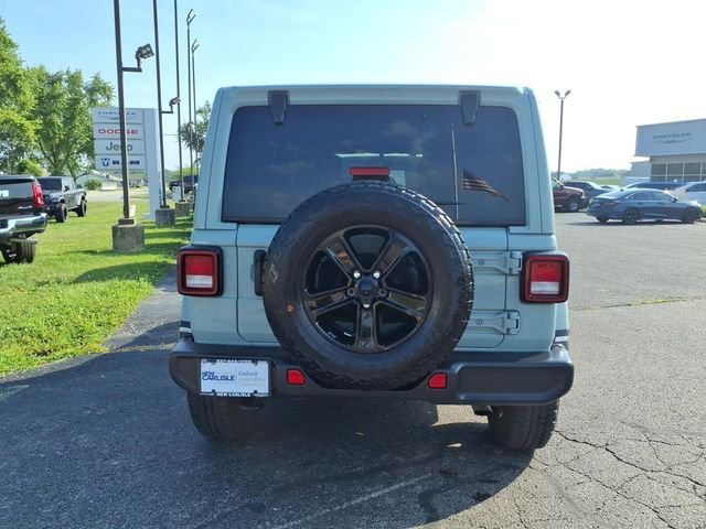 Used 2023 Gray Jeep Altitude image 6