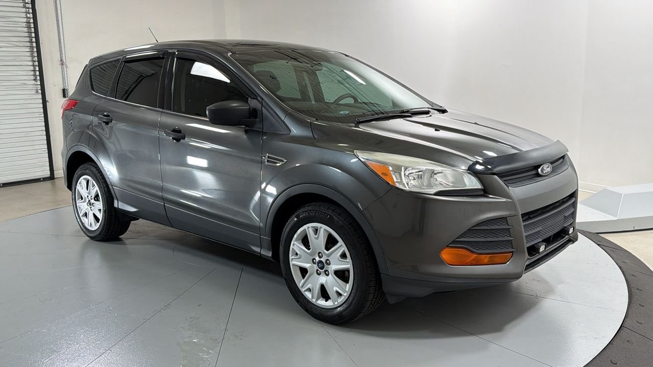 Used 2016 Gray Ford S image 3