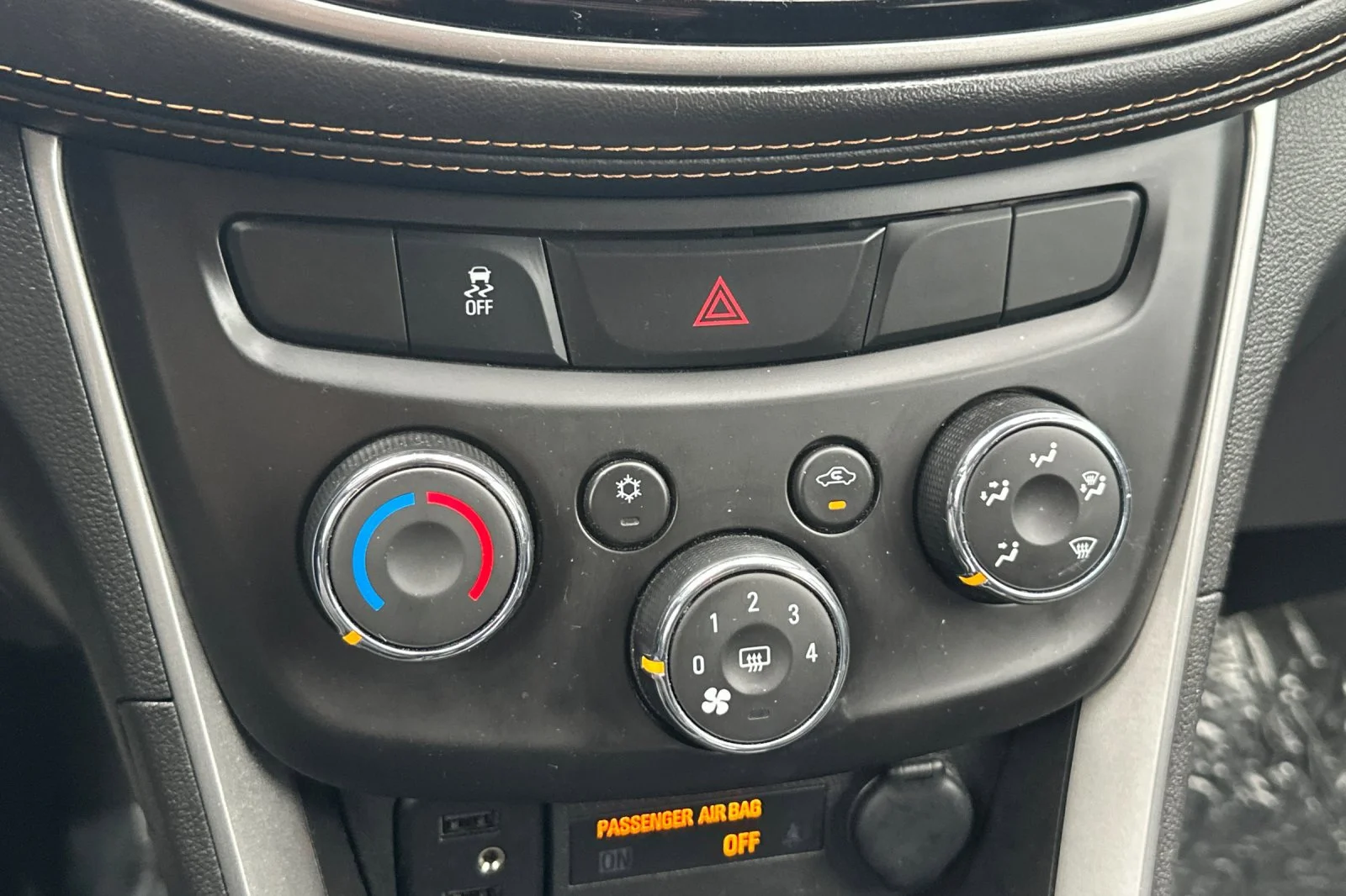 Used 2020 Summit White Chevrolet LT image 20
