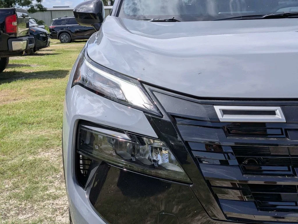 New 2026 Gray Nissan Rock Creek image 9