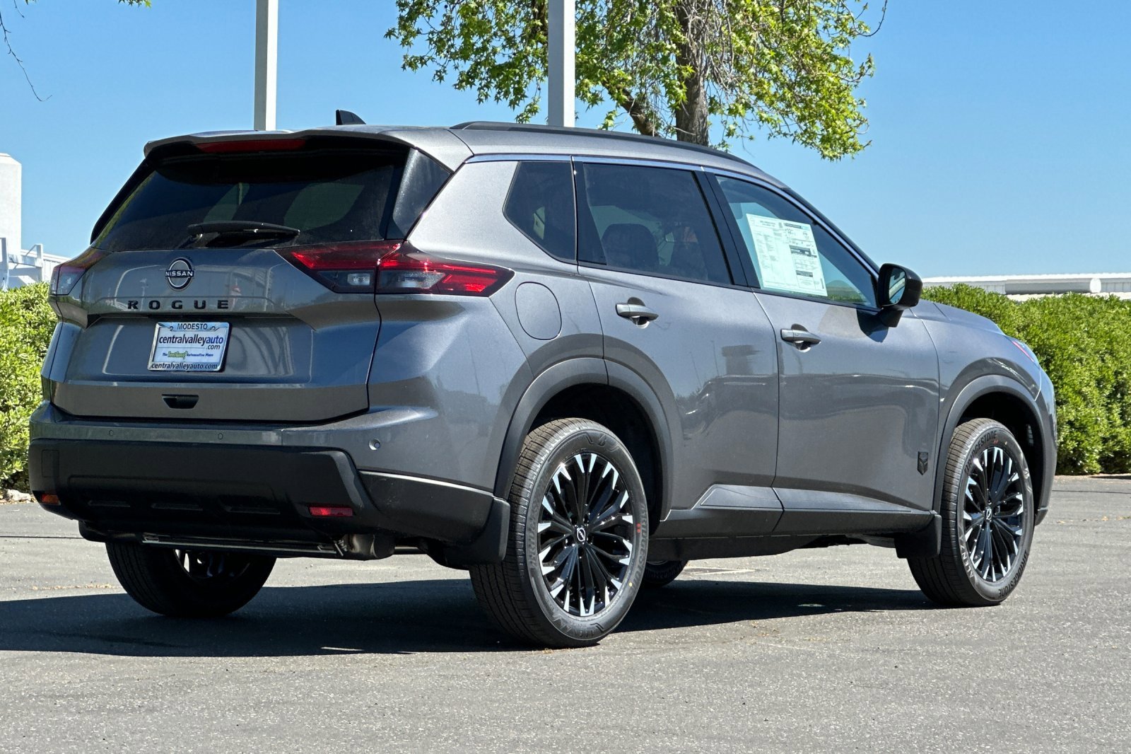 New 2026 Gun Metallic Nissan Dark Armor image 4