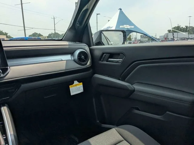 2026 Chevrolet Colorado LT - Photo 17