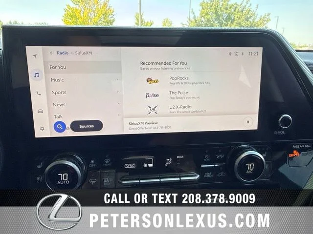 Used 2024  Toyota Platinum image 17