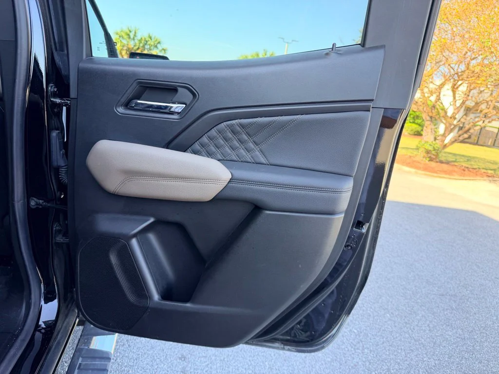Used 2024 Black GMC Denali image 20