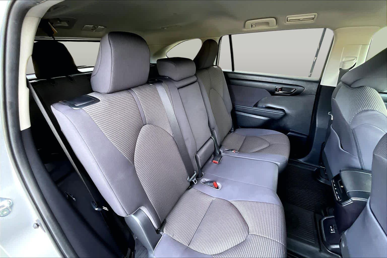 Used 2023 Celestial Silver Metallic Toyota L image 19