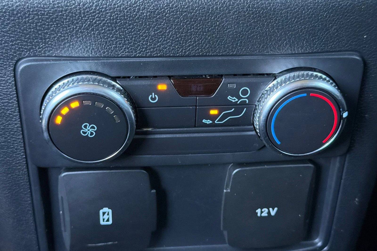 Used 2020 White Ford XLT image 39