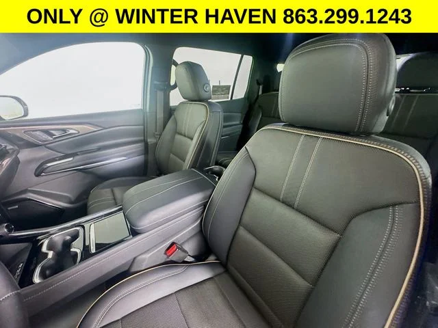 Used 2025 Beige Chevrolet High Country image 21