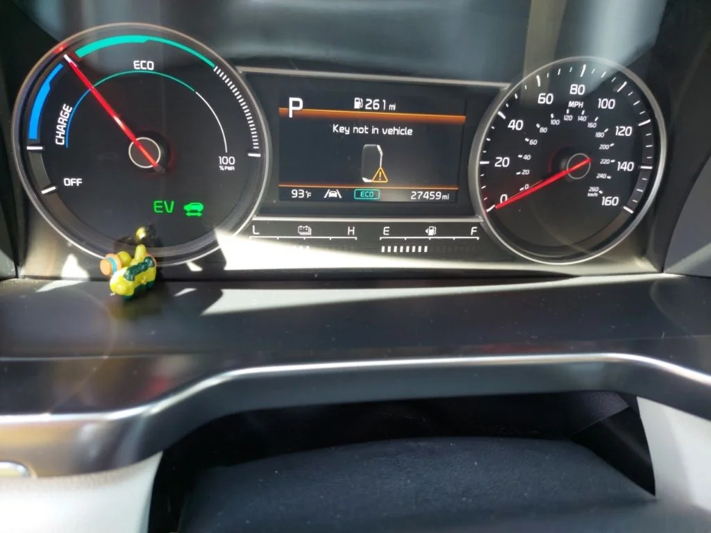 Used 2023 Aurora Black Kia EX image 6