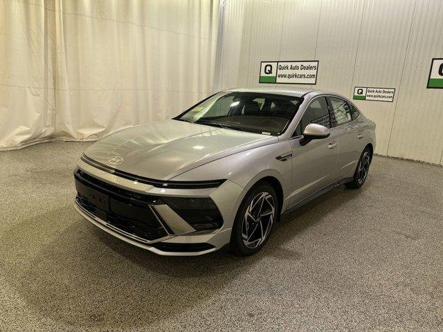 2026 Hyundai Sonata SEL - Photo 4