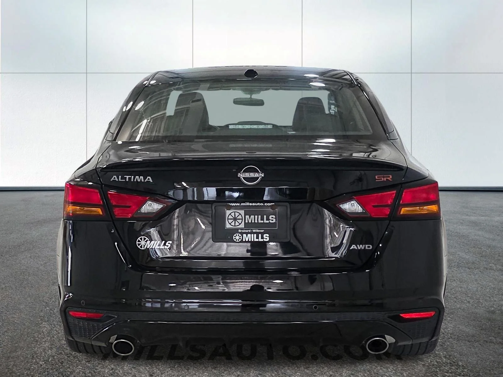 Used 2025 Black Nissan 2.5 SR image 6