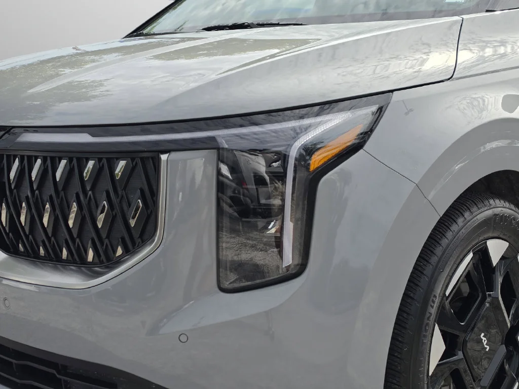 Used 2025 White Kia EX image 49