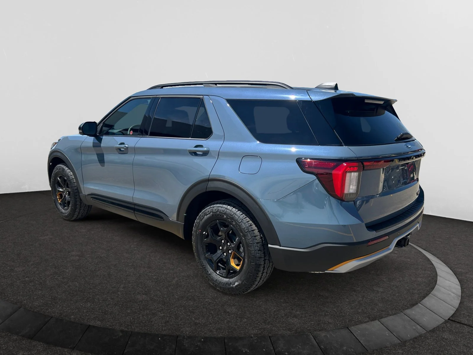 New 2026 Vapour Blue Metallic Ford Tremor image 3