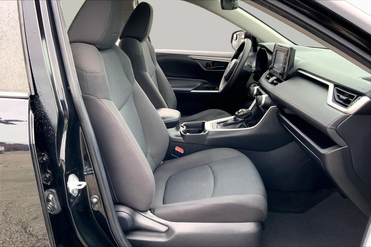 Used 2021 Midnight Black Metallic Toyota LE image 9