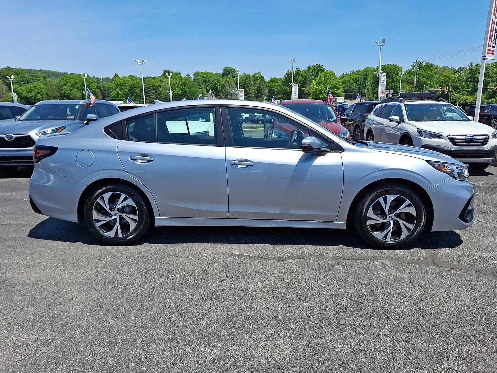 Used 2023 Ice Silver Metallic Subaru Premium image 8