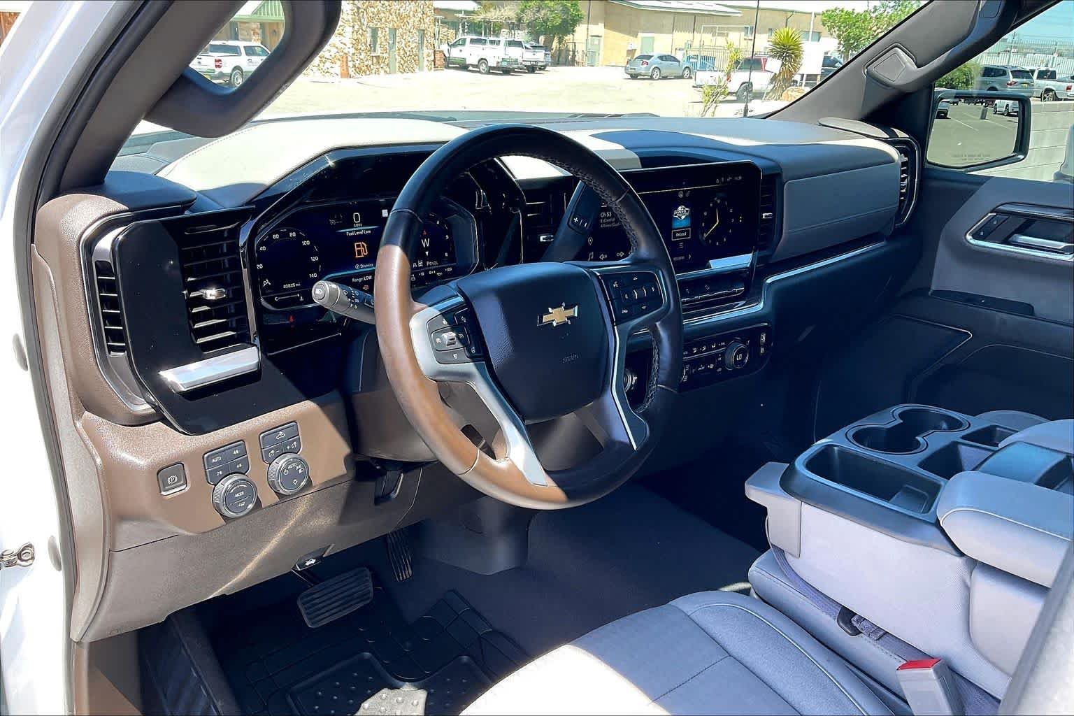 2023 Chevrolet Silverado 1500 LT - Photo 17