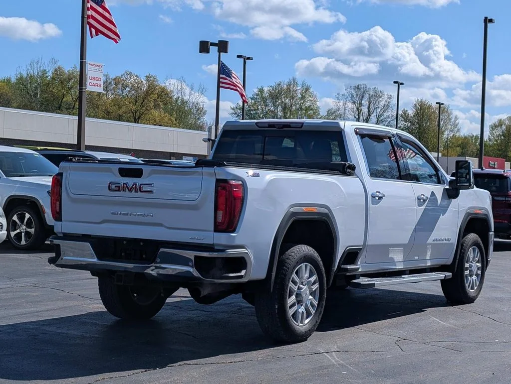 Used 2020 White GMC SLT image 9