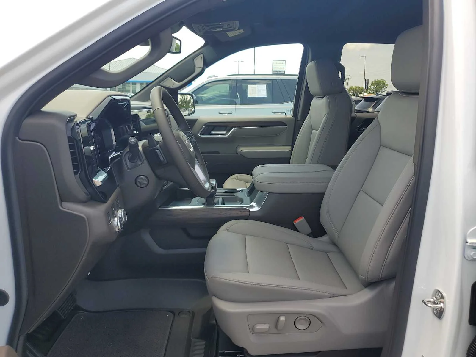 New 2026 Summit White GMC SLT image 24