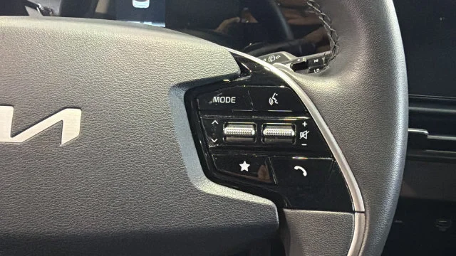 Certified Used 2025 White Kia EX image 22