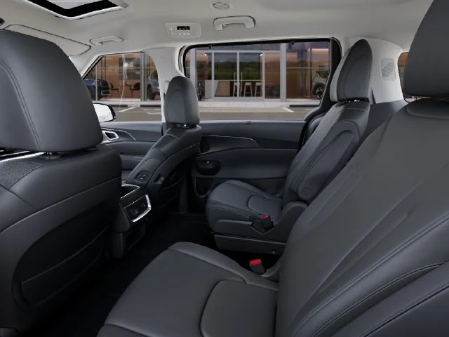 New 2027 Ivory Silver Kia SX image 18