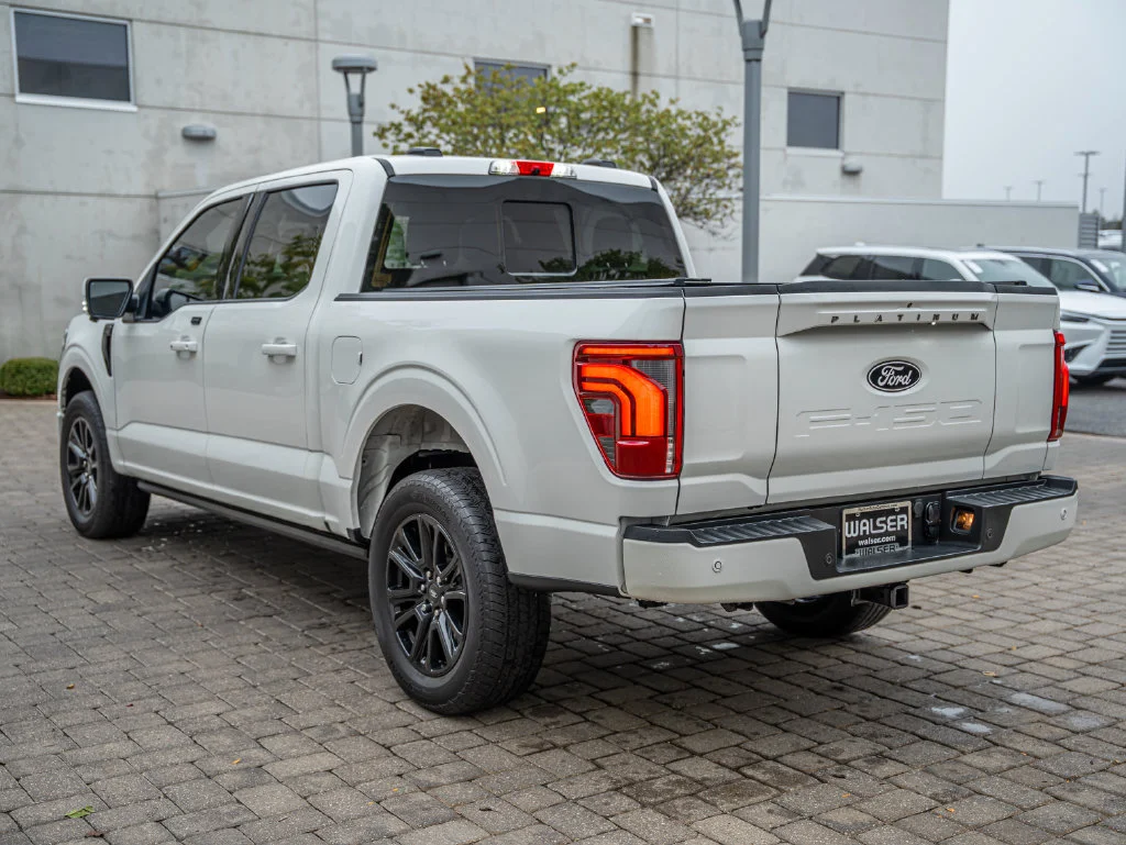 Used 2025 White Metallic Ford Platinum image 7