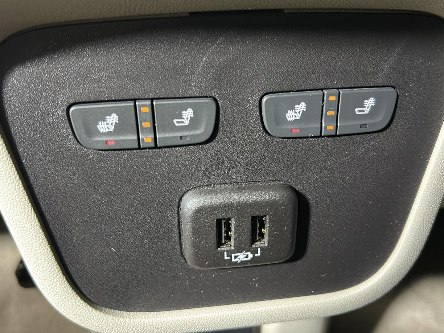 Used 2024 Summit White GMC Denali image 37