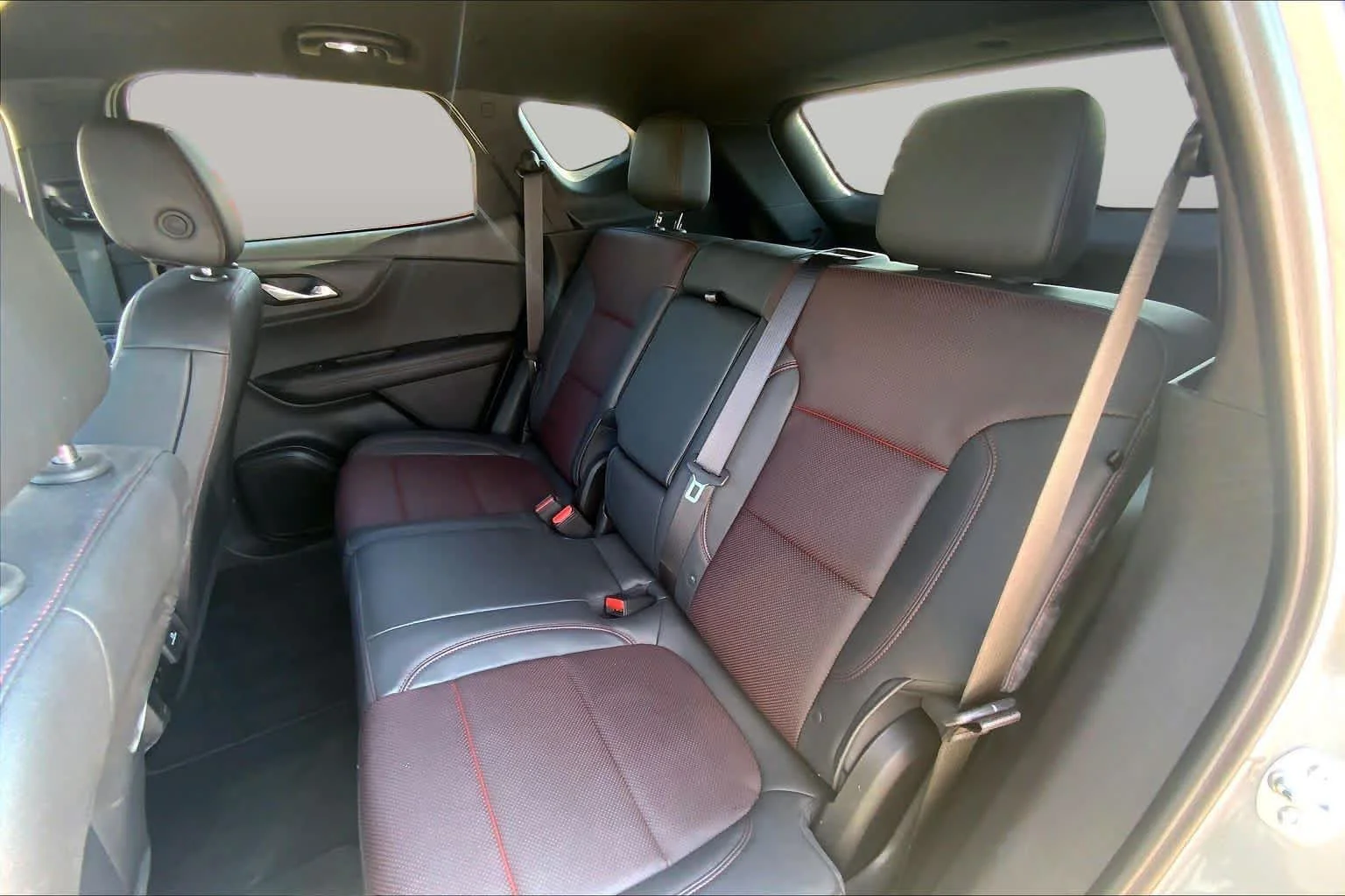 Used 2025 Sterling Gray Metallic Chevrolet RS image 20