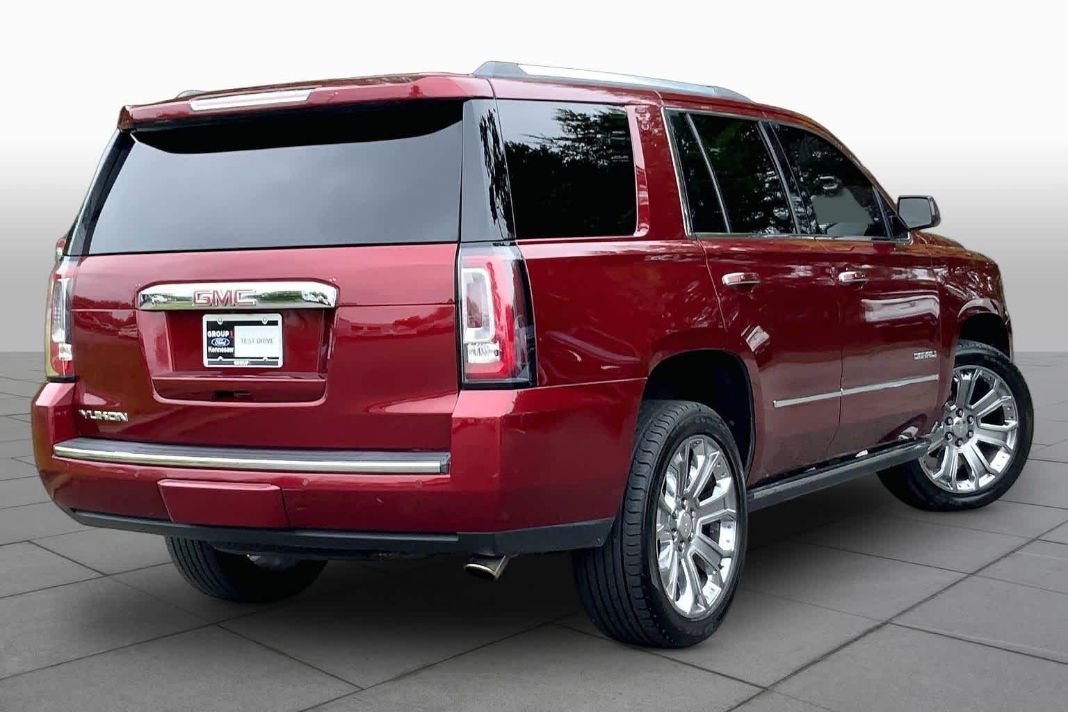 Used 2017 Crimson Red Tintcoat GMC Denali image 13