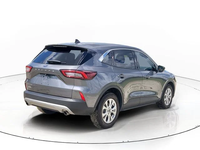 Used 2023 Gray Ford Active image 5