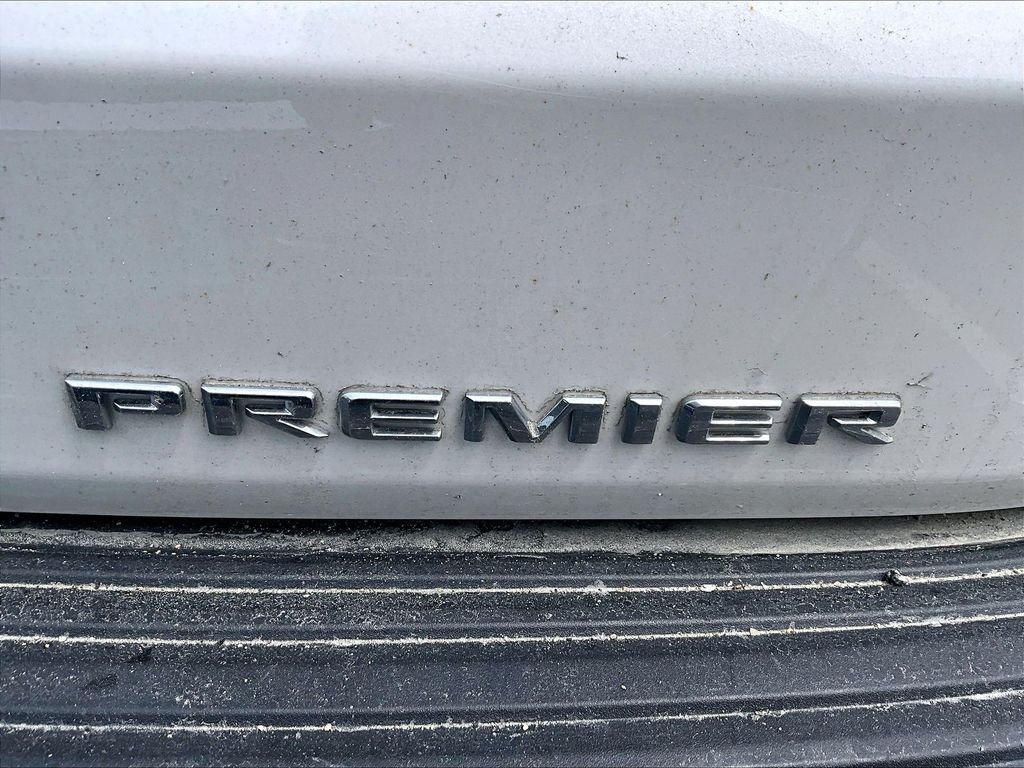 Used 2021 White Chevrolet Premier image 7