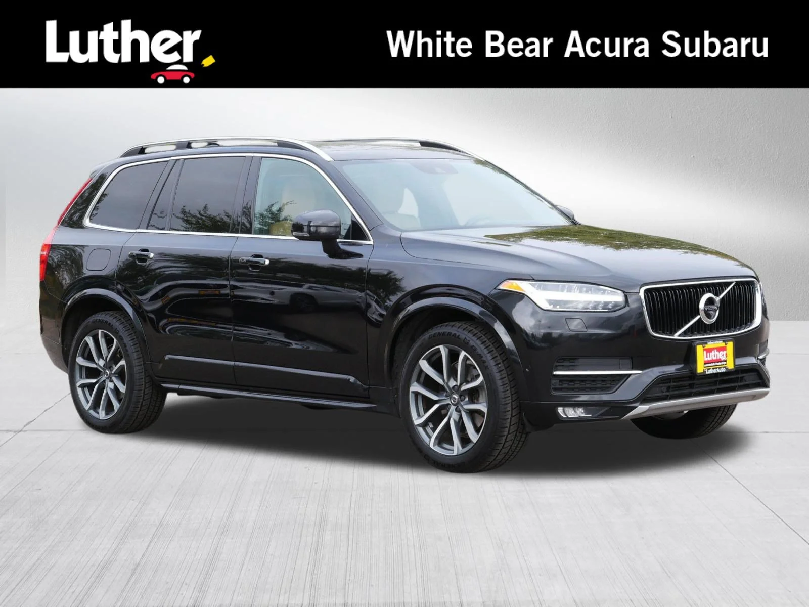 2019 Volvo XC90 Momentum