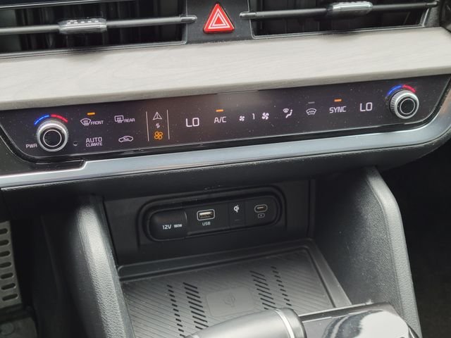 Certified Used 2023 Black Kia X-Pro Prestige image 21