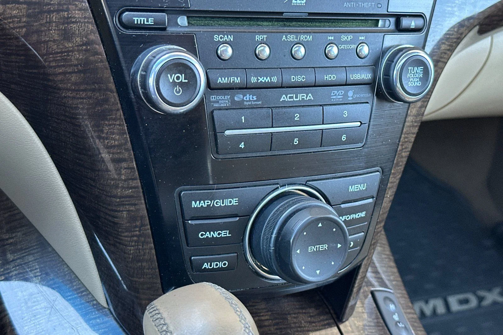 Used 2012  Acura Technology image 24
