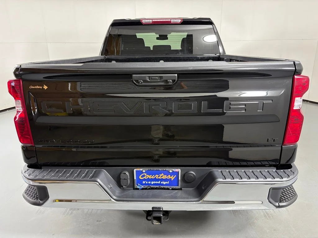 Used 2025 Black Chevrolet LT image 7