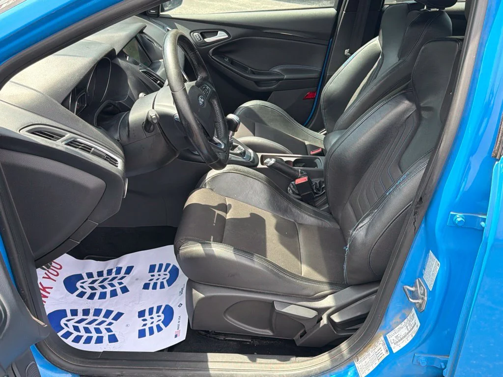Used 2017 Nitrous Blue Ford RS image 12