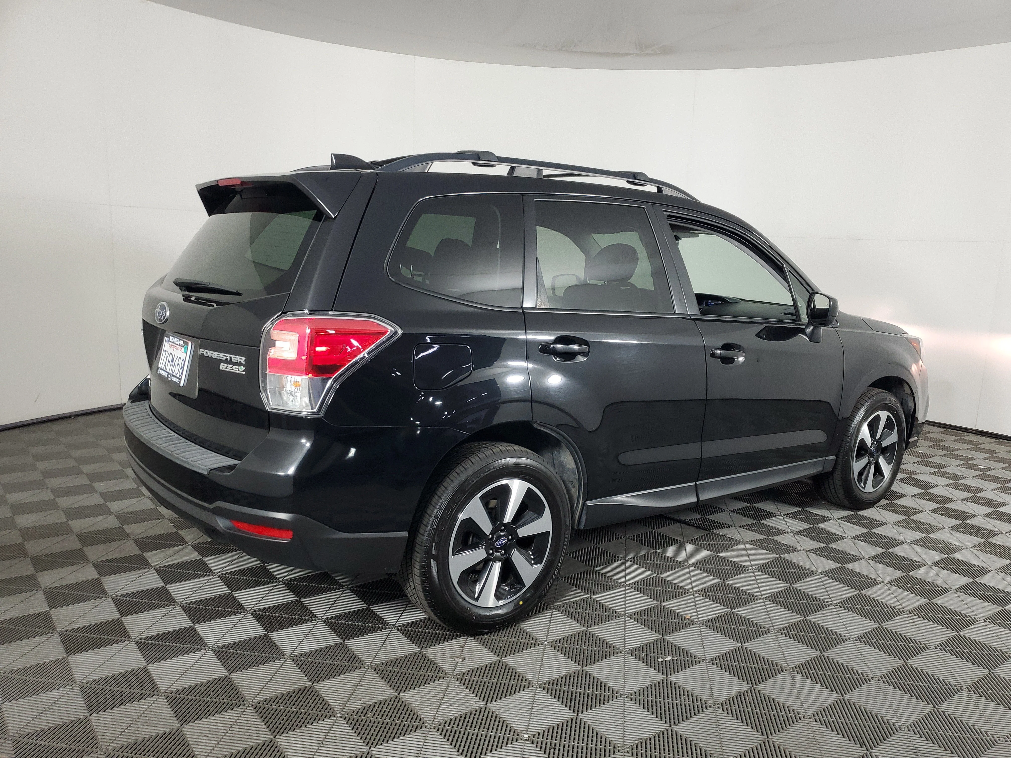 Used 2017 Crystal Black Silica Subaru Premium image 4