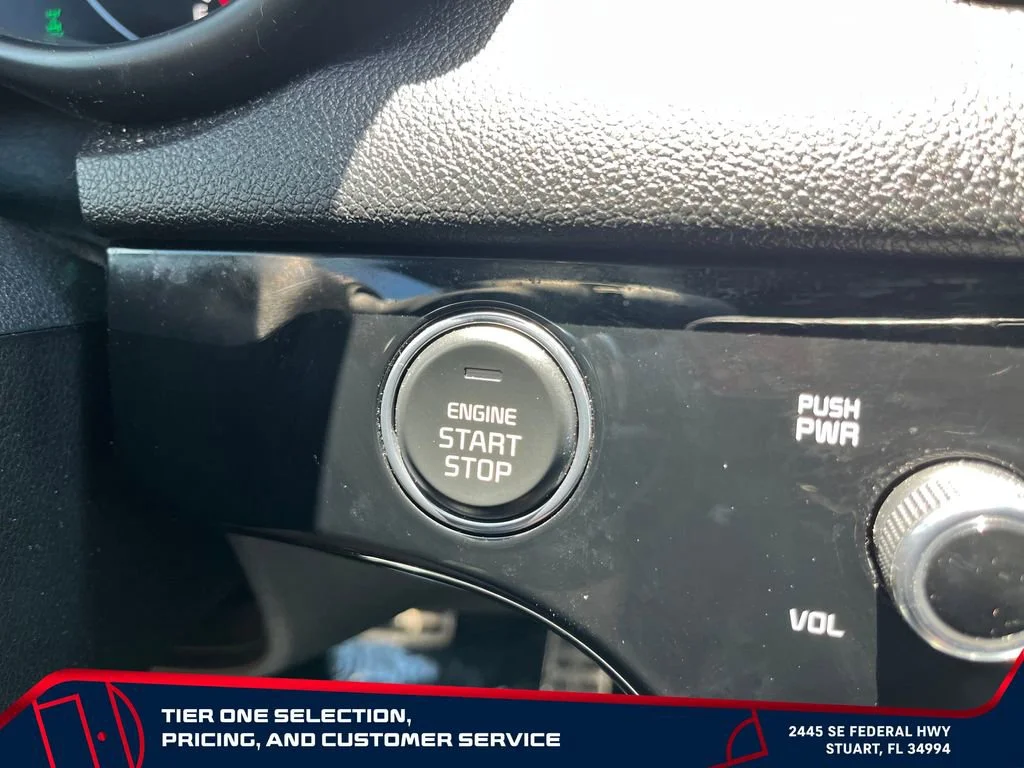 Used 2022 Gray Kia SX Turbo image 30