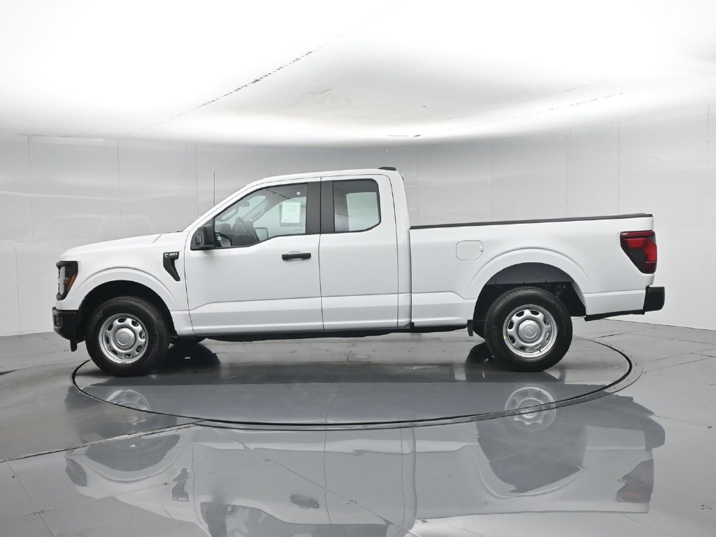 New 2026 Oxford White Ford XL image 28
