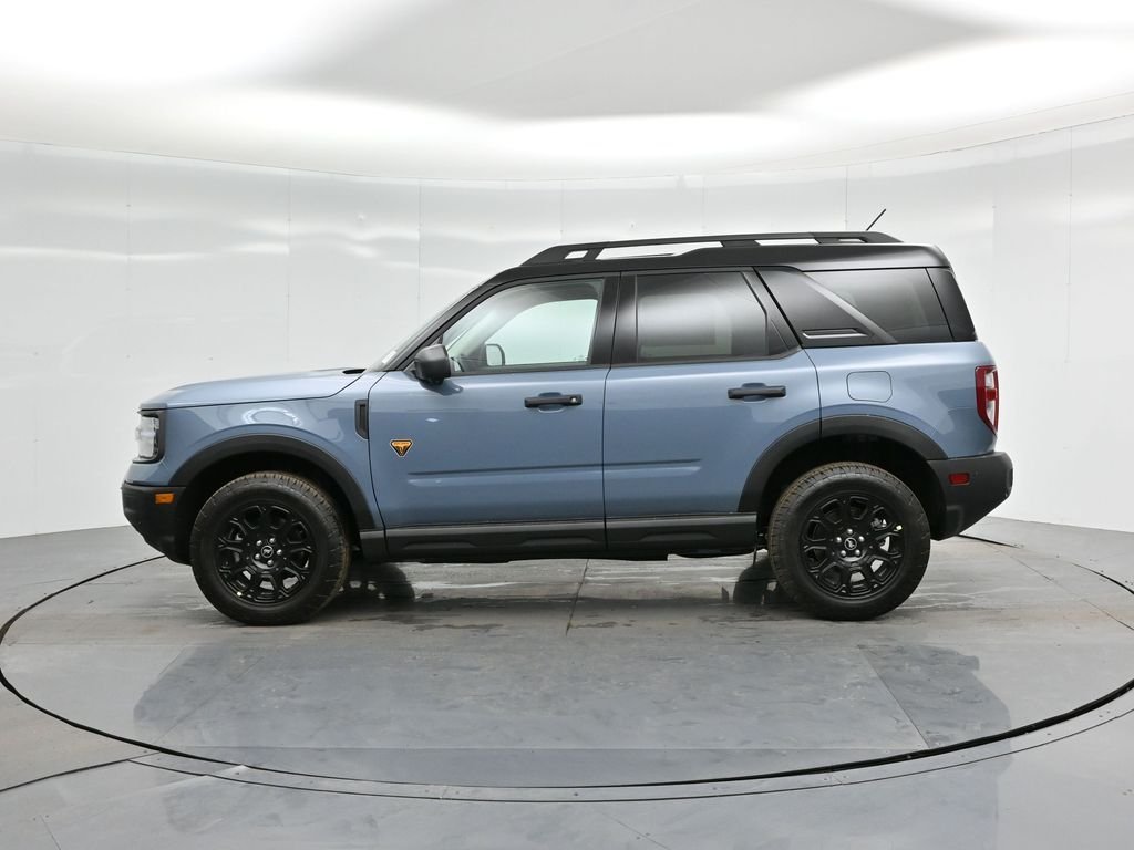 New 2025 Azure Gray Metallic Tri-Coat Ford Badlands image 33