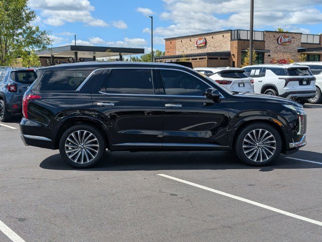 Used 2023 Black Hyundai Calligraphy image 5